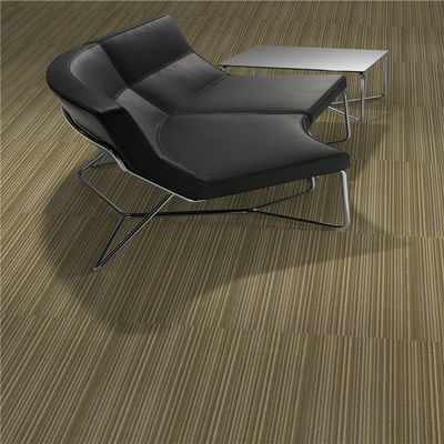 50x50cm PP Loop Pile Carpet Tile για γραφείο ξενοδοχείο σπιτικό κρεβατοκάτωμα με γραμμωτό σχέδιο