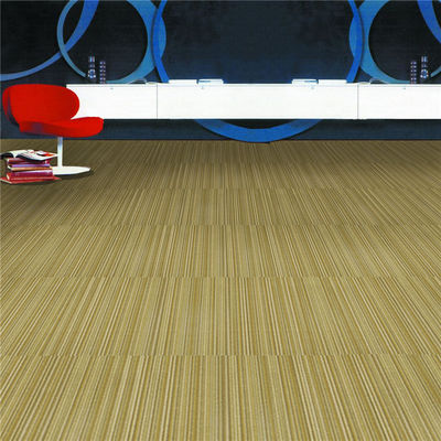50x50cm PP Loop Pile Carpet Tile για γραφείο ξενοδοχείο σπιτικό κρεβατοκάτωμα με γραμμωτό σχέδιο