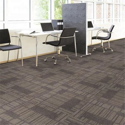 Υψόμετρος στοίβας 4mm 650g/sqm 50x50cm τετραγωνικά πλακάκια Γραφείο χαλί με σύγχρονο σχεδιασμό 100% νάιλον