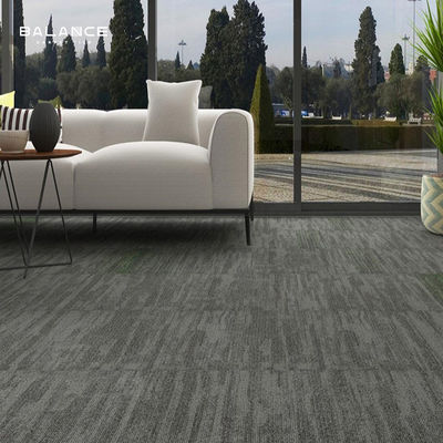 Προσαρμοσμένο πλατύ κύκλωμα στοίβας PVC Modular Carpet για σύγχρονα μοτίβα σε εμπορικούς χώρους