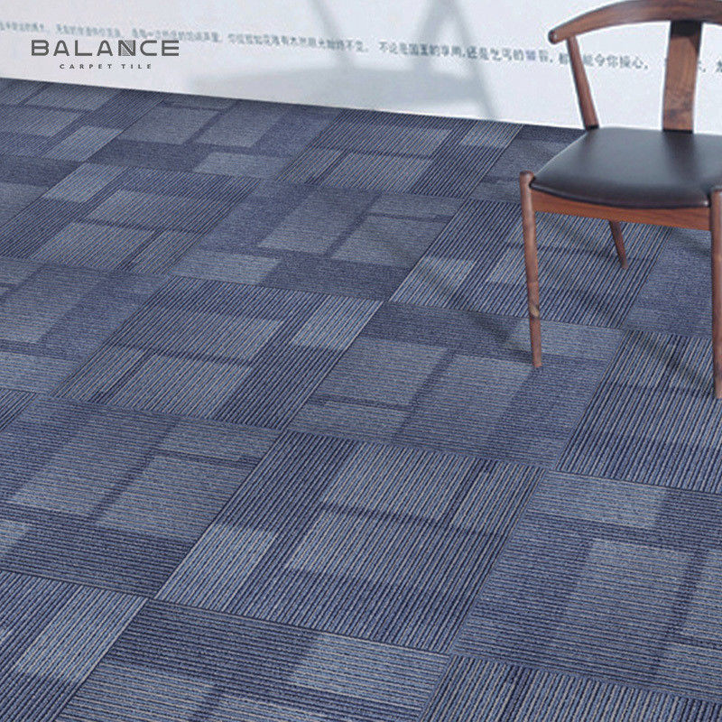 Εμπορικό χώρο Πολυχρωματικό νάιλον PP Office Carpet Tile με υλικό υποστήριξης PVC