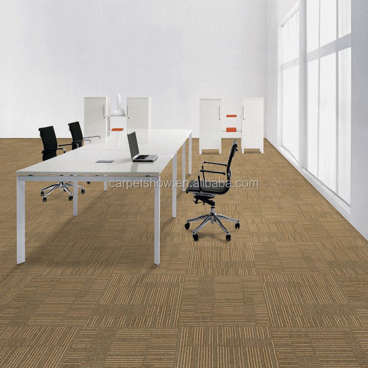 50 * 50cm Tufted σύγχρονο γραφείο PP χαλί πλακάκι με όμορφο χρώμα
